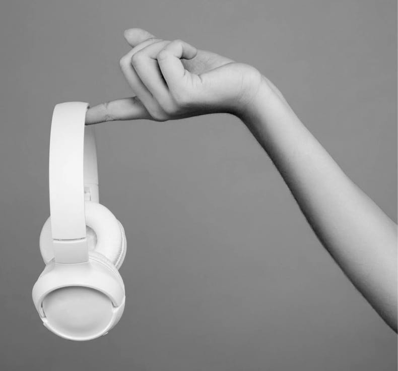XX59 Headphones gallery image 3