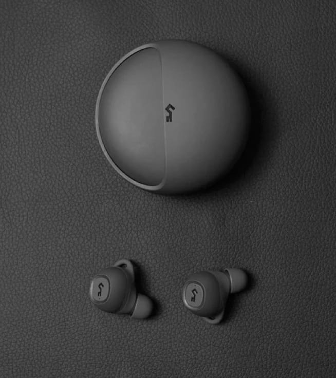 YX1 Earphones gallery image 3