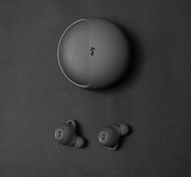 YX1 Earphones gallery image 3